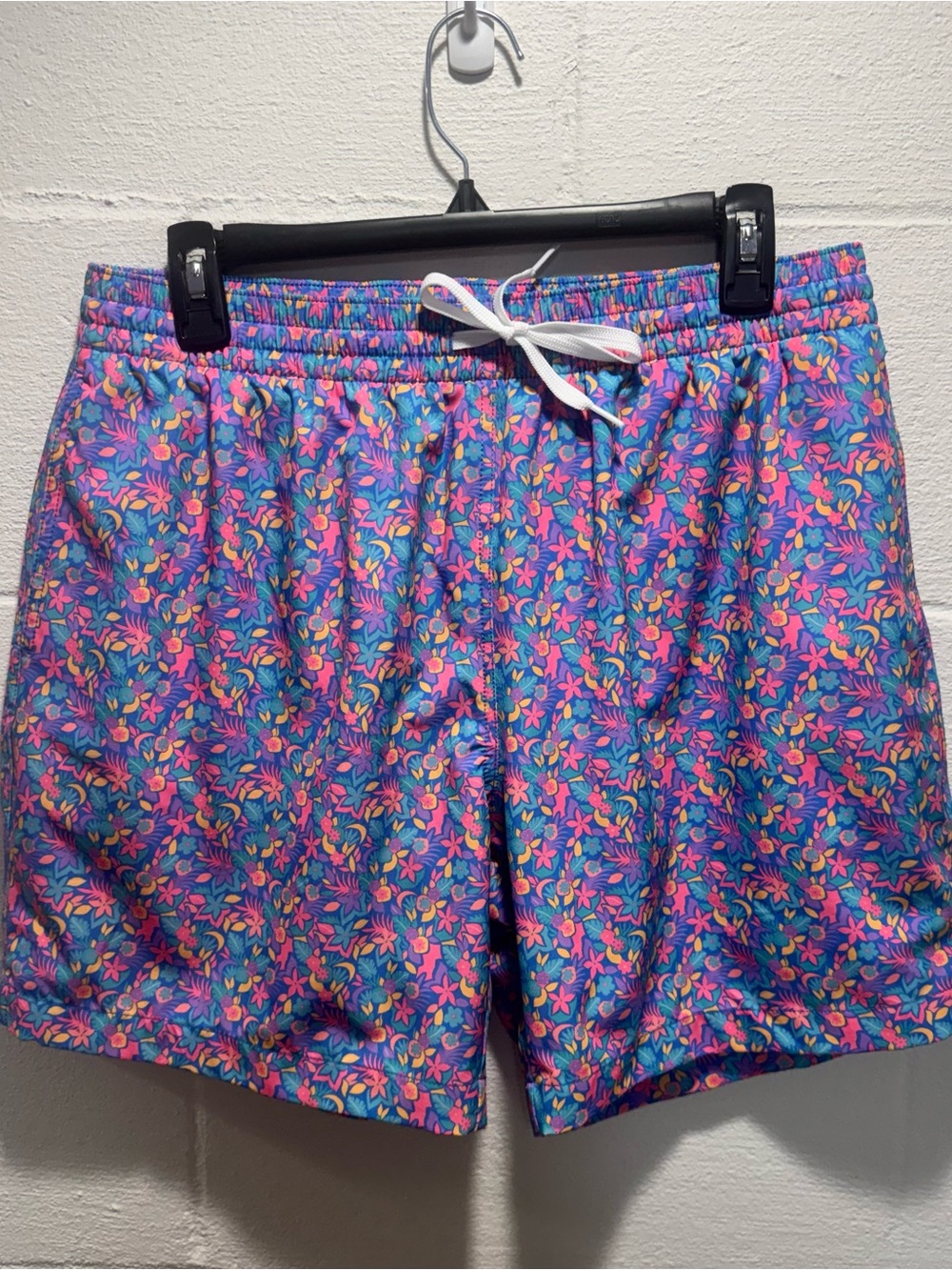 Chubbies Tropical Floral Swim Trunks Shorts Size Large 5.5”